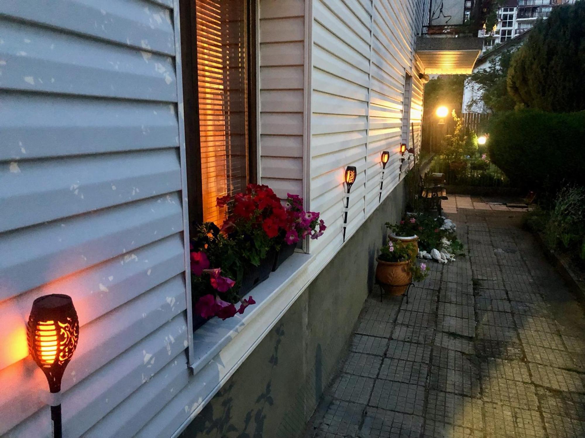 Niya Guest House Beli Iskar Exteriér fotografie