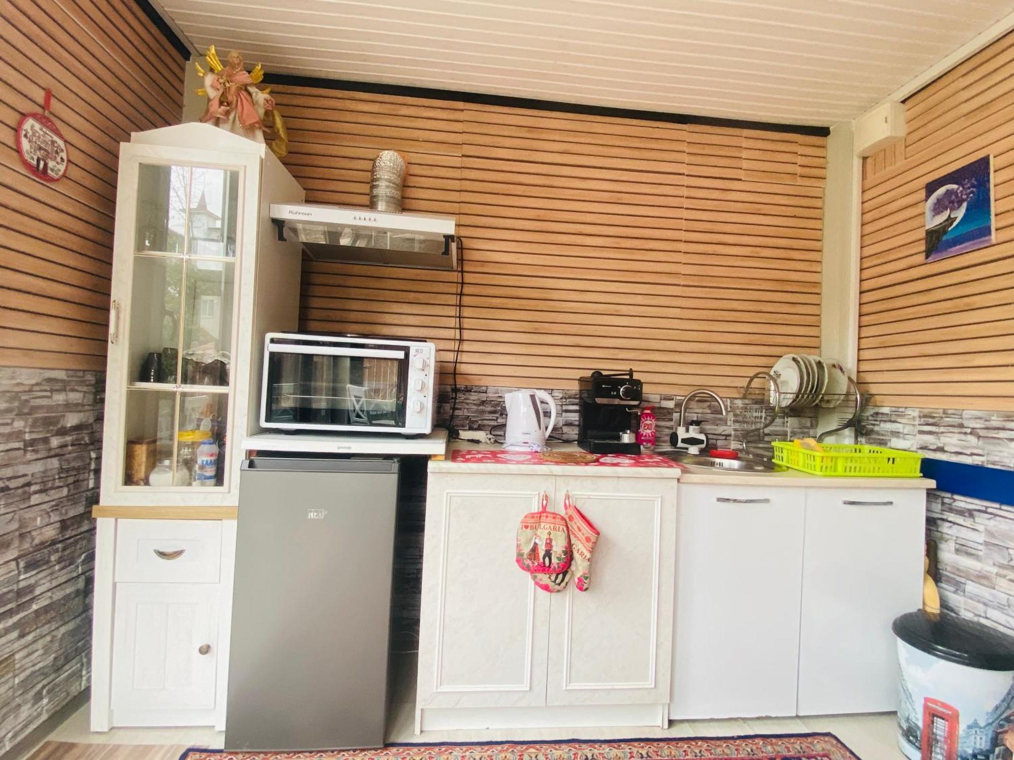 Niya Guest House Beli Iskar Exteriér fotografie